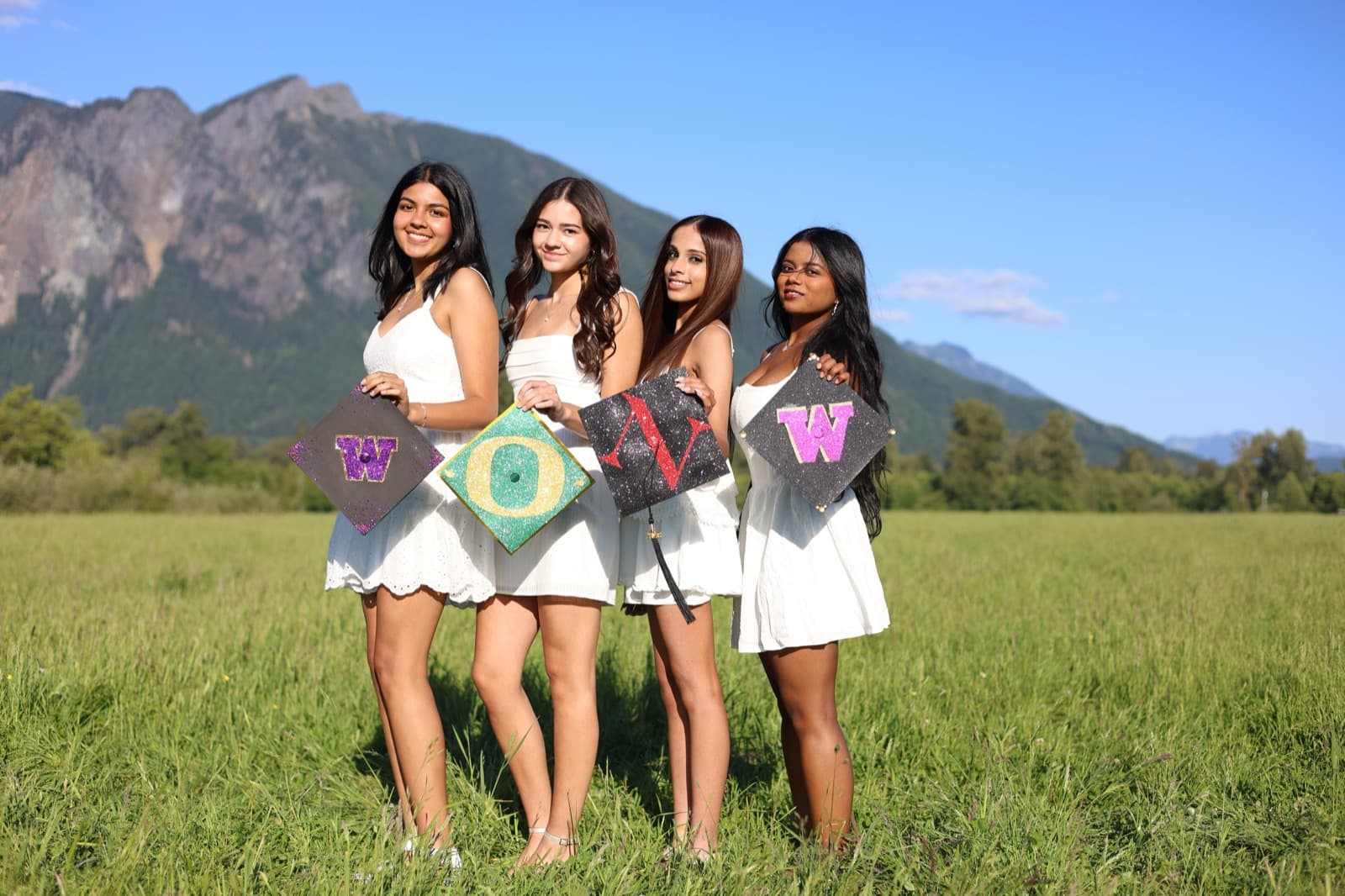 Senior session, wide frame